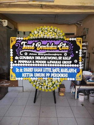 Papan Bunga di Tegal Alur